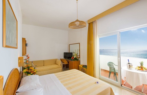 Il Monte Hotel | Ecoresort Le Sirenè - Caroli Hotels