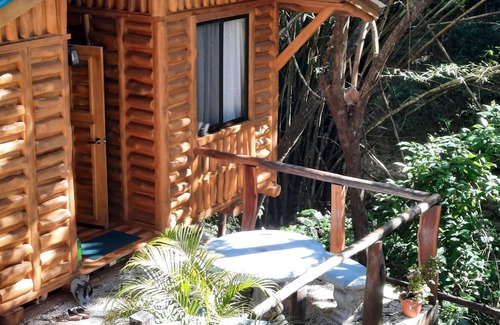 Samara Cabin | ECOTURISMO GUAYACANES