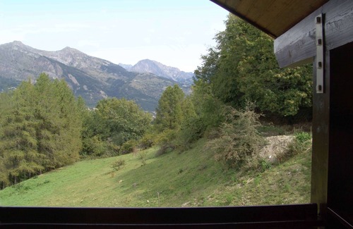 Saint-Leger-les-Melezes Apartment | Ecrins National Park, Hautes Alpes, attractive 30m² fully-equipped apartment up for grabs
