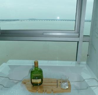 Puerto Santa Ana Apartment | Ecuabook Penthouse Jacuzzi Riverfront 11012