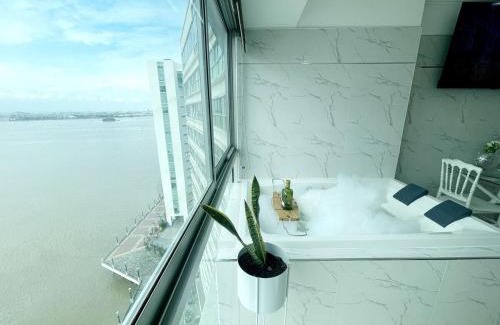 Puerto Santa Ana Apartment | Ecuabook Penthouse Jacuzzi Riverfront 11012