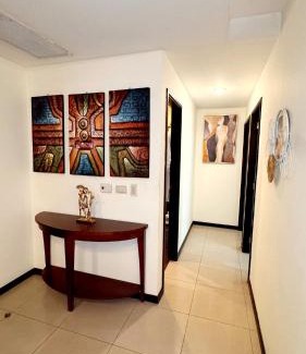 Simon Bolivar Apartment | Ecuabook Torre Sol Family Apartment 901