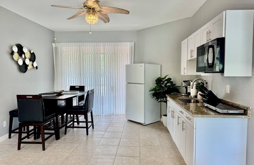 North Port Apartment | Edén House