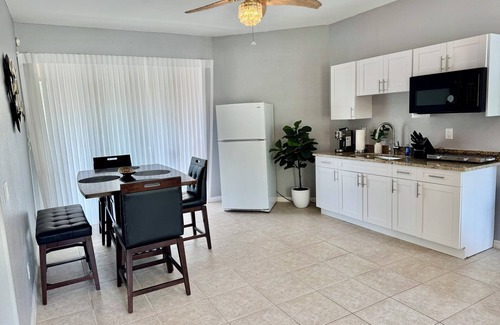 North Port Apartment | Edén House
