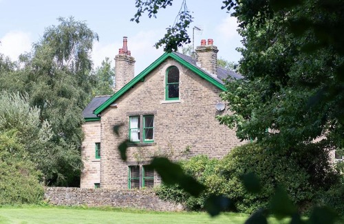 Edale Apartment | Edale - Loft with a view