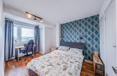 Tower Hamlets Apartment | Eddie's place