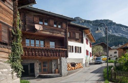 Flims Apartment | Edelweiss Ferienwohnung, Casa Dadens, Flims Dorf , 6027