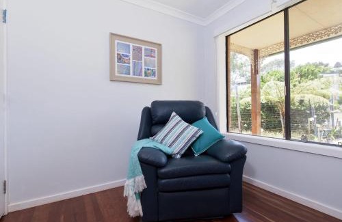 Corlette House | Eden by the Bay 98 Sandy Point Road