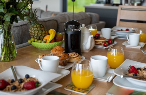 Kelso House | Eden Hideaway - Two Bedroom House, Sleeps 4