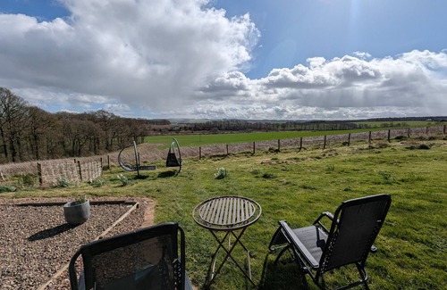 Kelso House | Eden Hideaway - Two Bedroom House, Sleeps 4