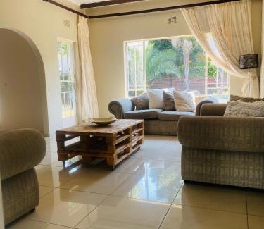 Edenvale House | Eden homestay