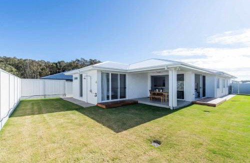 Yamba House | Eden - Oceanstays