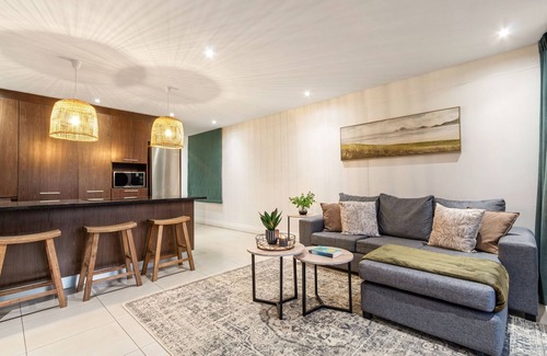 Flora Park Apartment | Eden On The Bay 117 - One Bedroom Apartment, Sleeps 2