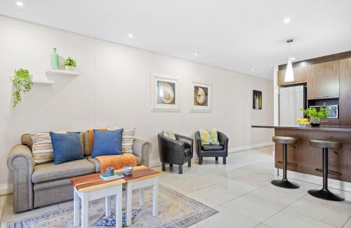 Big Bay Apartment | Eden on the Bay 150 by Host Agents