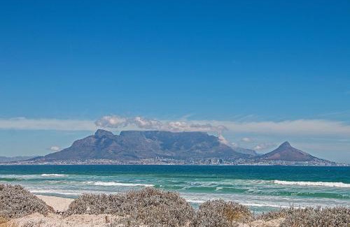 Big Bay Apartment | Eden on the Bay 189 by HostAgents