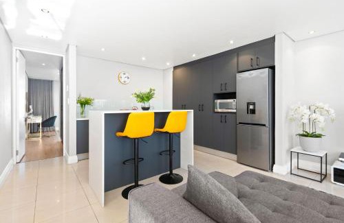 Big Bay Apartment | Eden on the Bay 190 by Host Agents