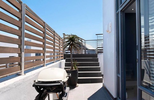 Big Bay Apartment | Eden on the Bay 240