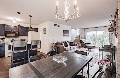 Bethel Condo | Eden Ridge Condo - Newly renovated Bethel Condo. Close to downtown, sleeps 6, views