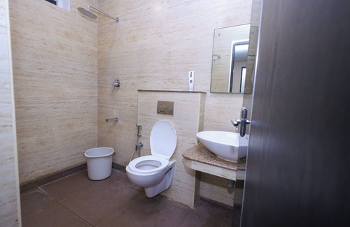 Kalapettai Hotel | Eden Roc