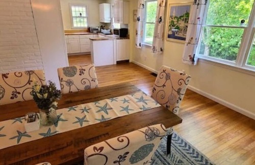 Edgartown Cottage | Edgartown Cottage By The Pond