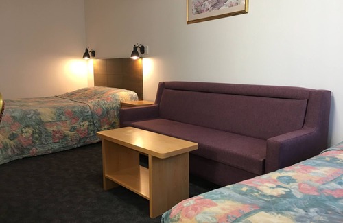 Edgecliff Hotel | Edgecliff Lodge Motel