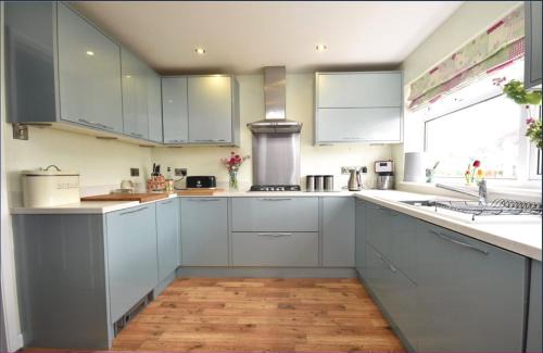 Bishop's Cleeve House | Edgecote