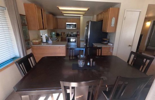 June Lake Condo | Edgewater #13, spacious 2 bd/2 bth