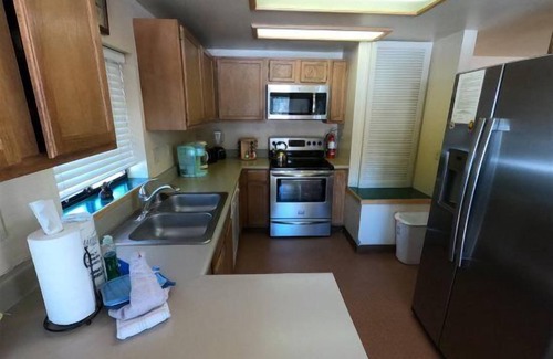 June Lake Condo | Edgewater #13, spacious 2 bd/2 bth