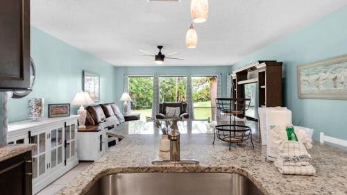Panama City Beach House | Edgewater Golf Villa 707