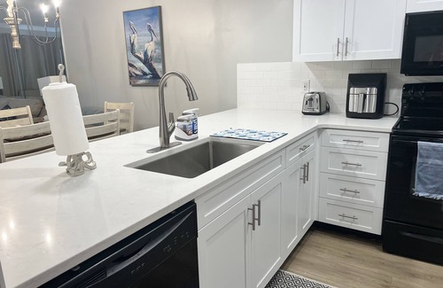 Panama City Beach Hotel | Edgewater Villa - Super Nice, ground floor. Cleanest Unit! 2/2 ⭐️⭐️⭐️⭐️⭐️