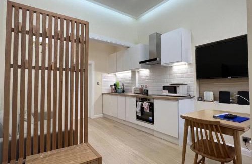 Tollcross Apartment | Edinburgh city centre 1Bed flat near Castle & Uni