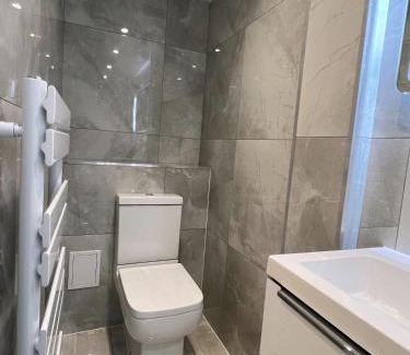Tollcross Apartment | Edinburgh city centre 1Bed flat near Castle & Uni