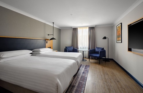 Old Town Hotel | Edinburgh Marriott Hotel Holyrood