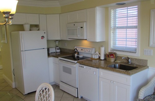 Fort Myers Beach Apartment | Edison Beach House
