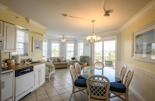 Fort Myers Beach Apartment | Edison Beach House