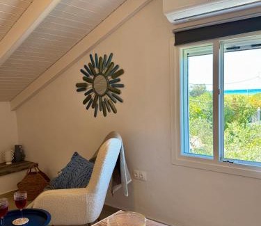 Almiros Beach Apartment | Edith's Beach House - Adults Only