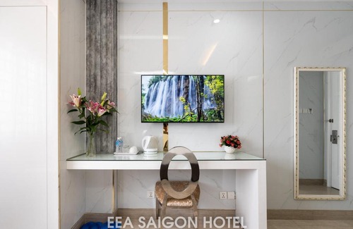 Nguyen Thai Binh Hotel | EEA Central Saigon Hotel