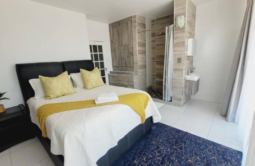 East London Apartment | Effortless Self Catering Accommodation