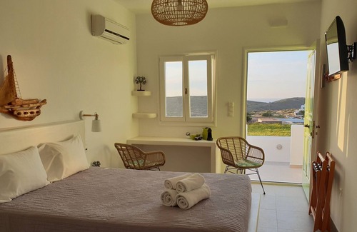 Milos House | Efthimias Rooms