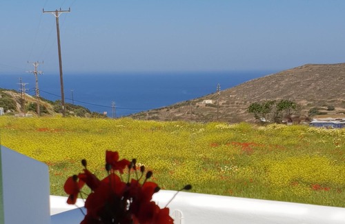 Milos House | Efthimias Rooms