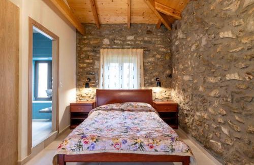 Messini House | Eftichia's Nomad stone house