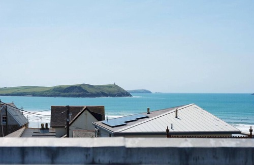 Treator Cottage | EGLOSKERRY, family friendly, with a garden in New Polzeath