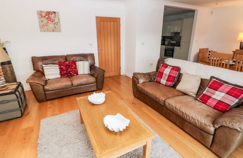 Milford Haven Cottage | Egret