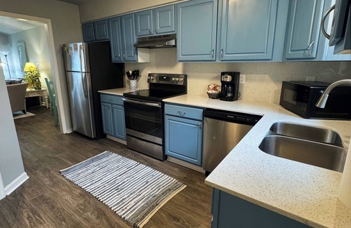 Murrells Inlet House | Egret's Cove-Free BEACH pass, near golfing and marina, walk to restaurants!
