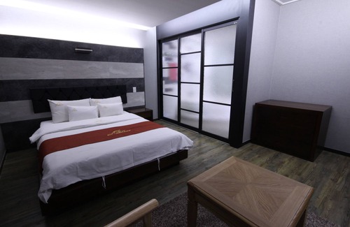 Gumi Hotel | eHotel Gumi
