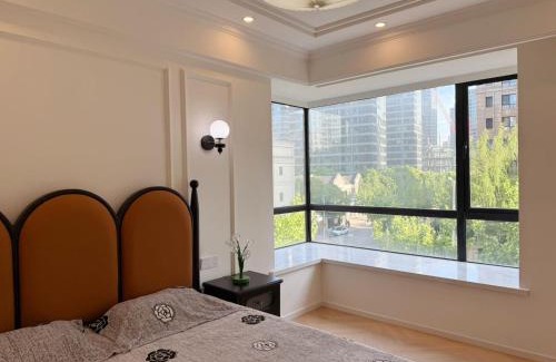 Huangpu Apartment | EHUB - Shanghai Garden High Quality Apartment near the Bund