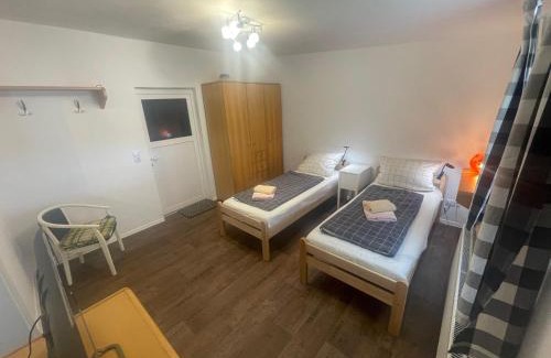 Warnow House | Eickhof Ferienzimmer No1 mit Parkplatz - Ferienhof Günter -