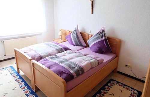 Oberstadtfeld Apartment | Eifel Garden Hideaway