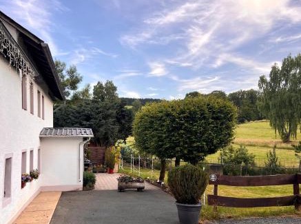 Arzfeld Apartment | Eifel Refugium Hübsch