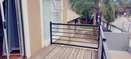 Brits Bed & Breakfast | Eight Martjie
